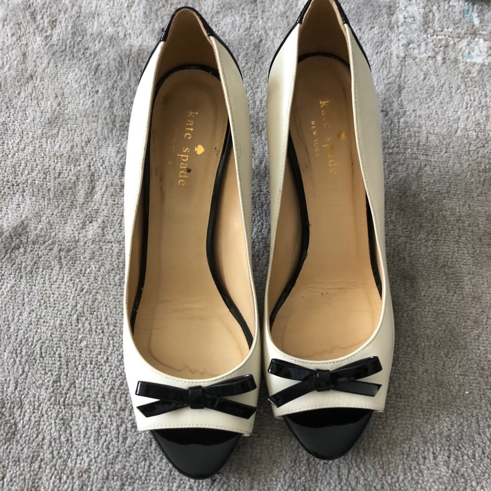 Kate spade black and white kitten heel